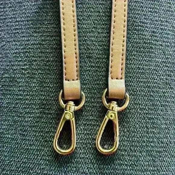 Vegan PU adjustable leather strap - NWT - Picture 3 of 3